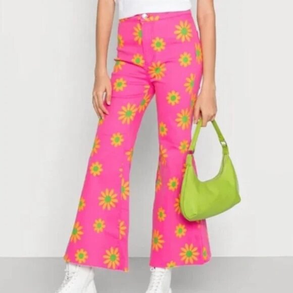 FREE PEOPLE pink lipstick floral print flare leg crop jeans size 29 high rise - Picture 1 of 13